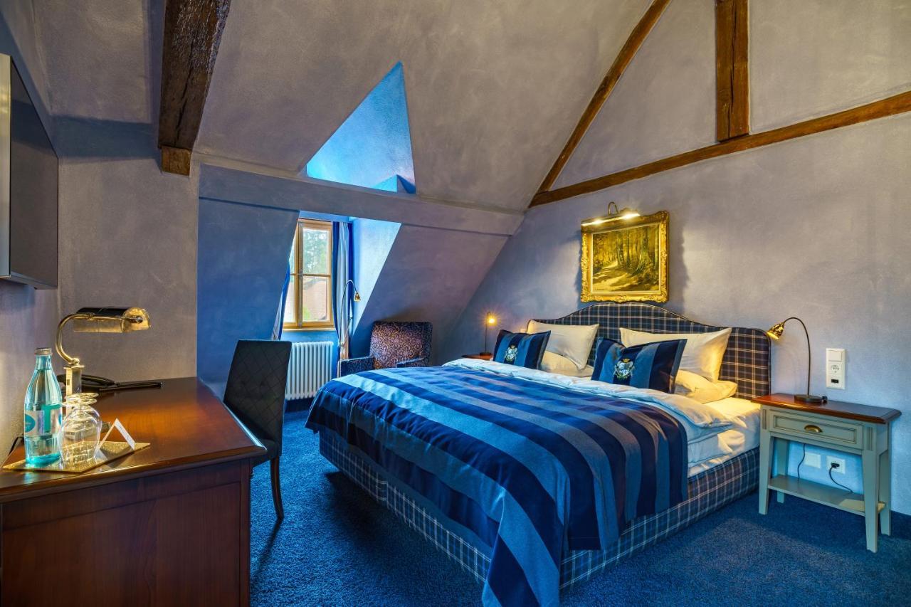 Schlosshotel Weyberhoefe Hösbach Buitenkant foto